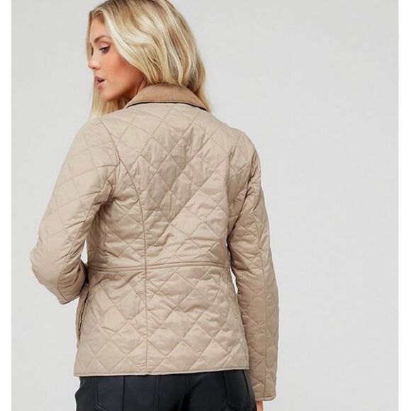 DEVERON QUILTED JACKET IN BEIGE
Size 14 - Picture 8 of 14